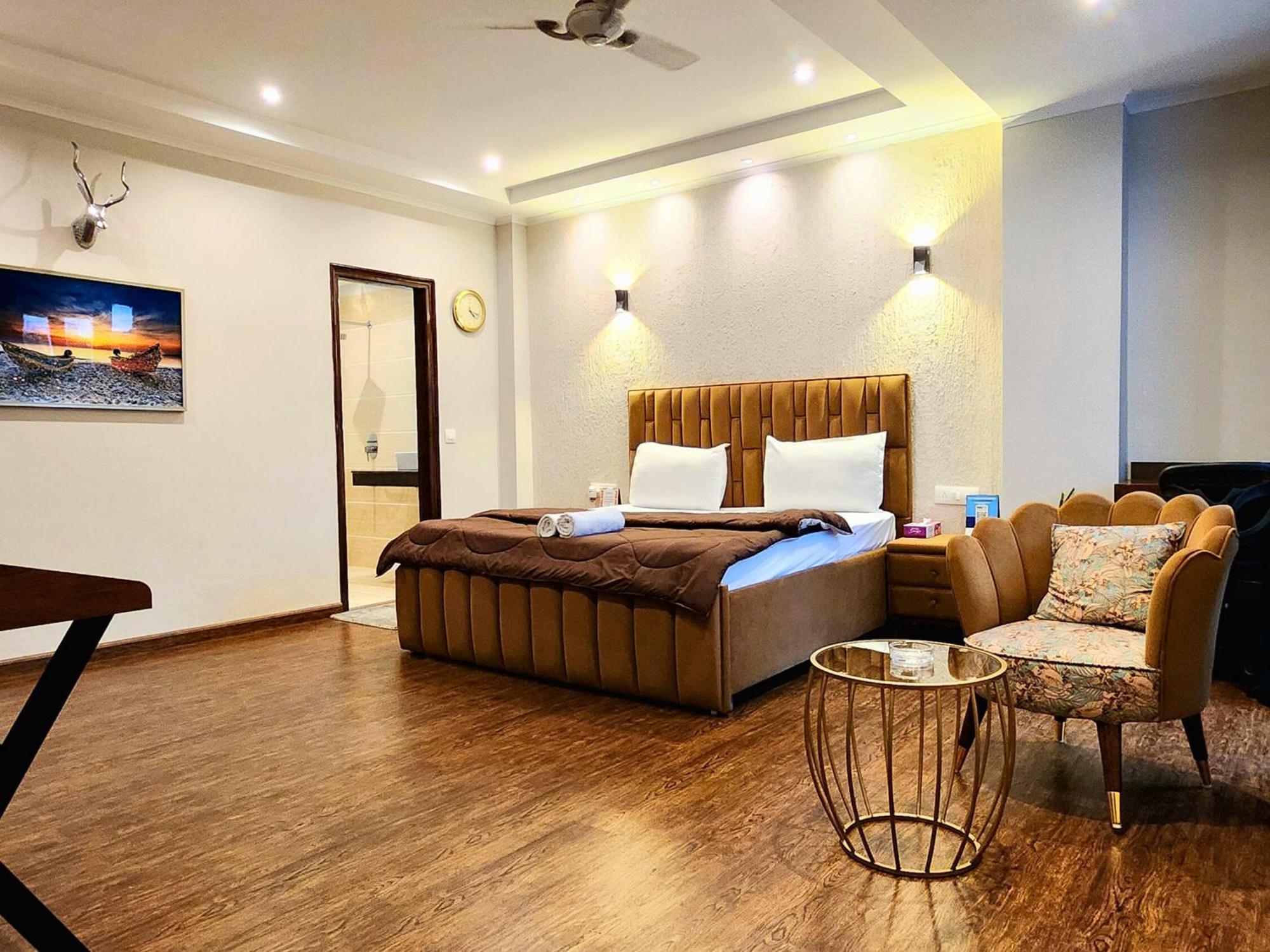 Hotel City Premier - Golf Course Road ,Gurgaon Esterno foto